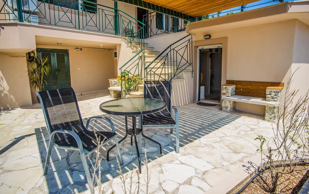 Jlo Villa Dhavgáta Екстериор снимка